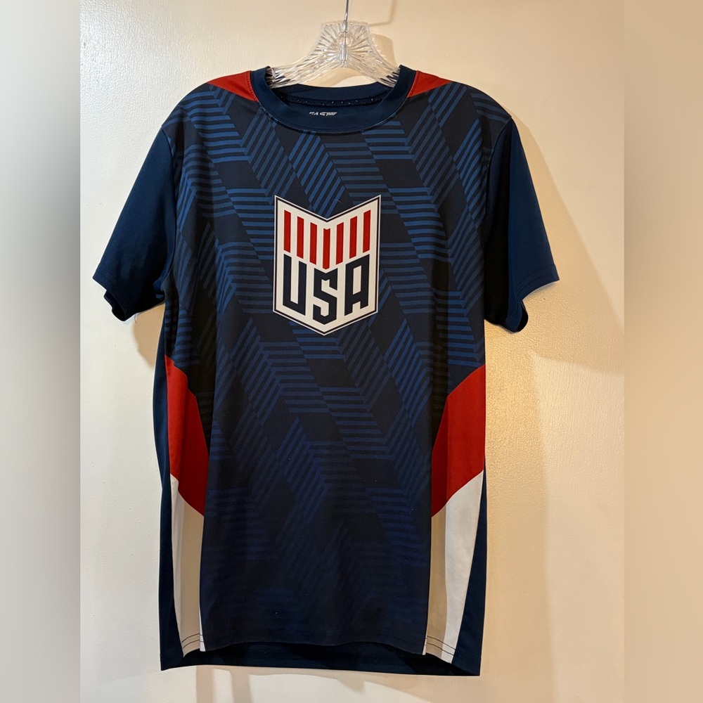 USA Soccer Athletic Top Men’s Sz Medium